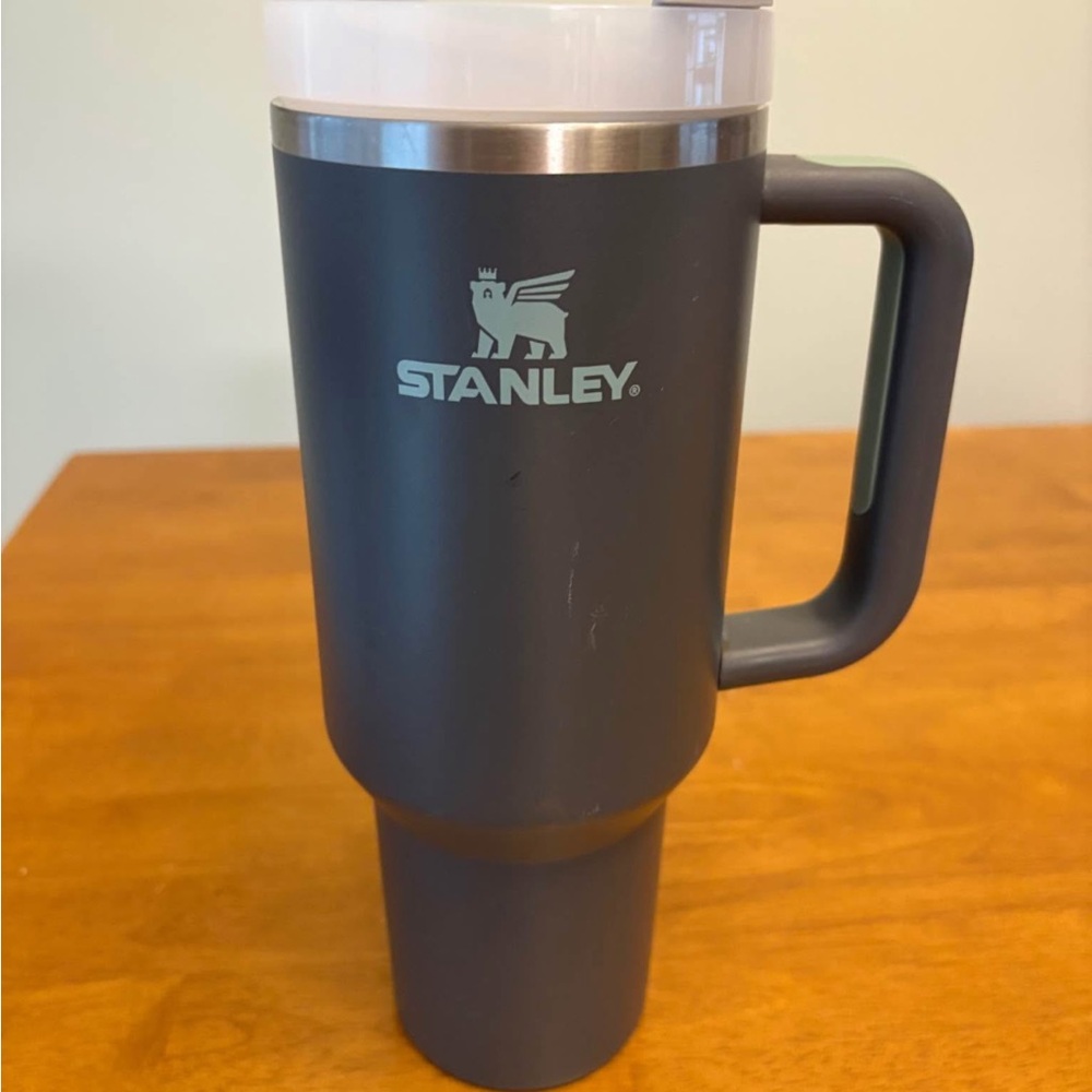 40 oz Stanley Charcoal Travel Mug with Handle